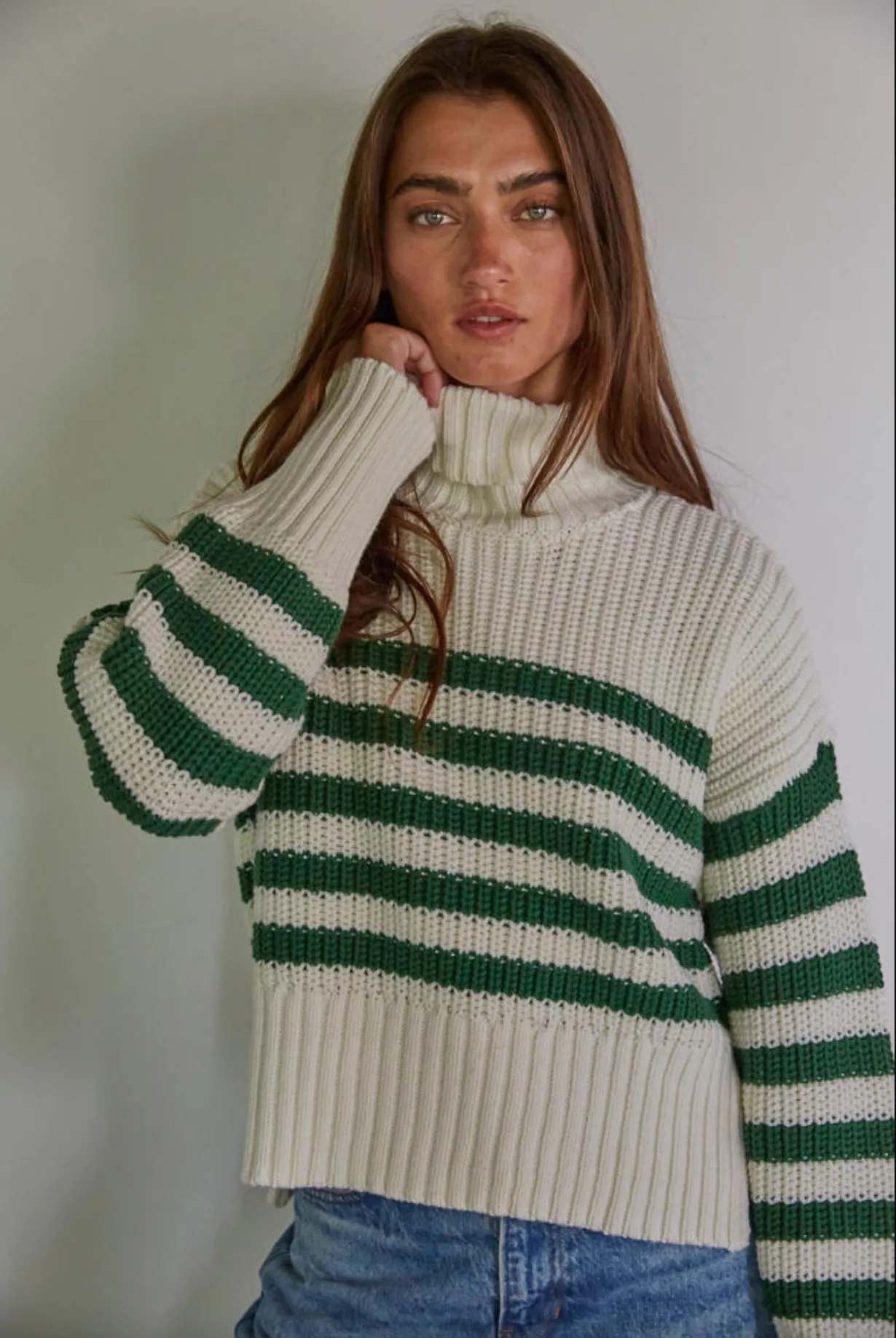 Blaire Pullover Turtleneck Sweater in Green & Ivory