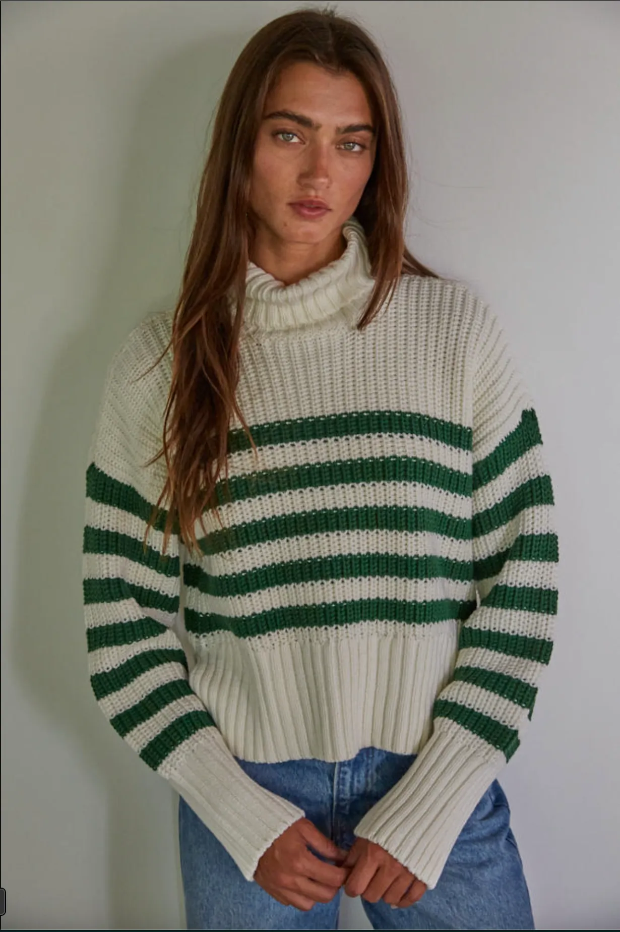 Blaire Pullover Turtleneck Sweater in Green & Ivory