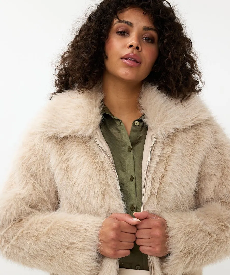 Esqualo Sand Coloured Cropped Faux Fur