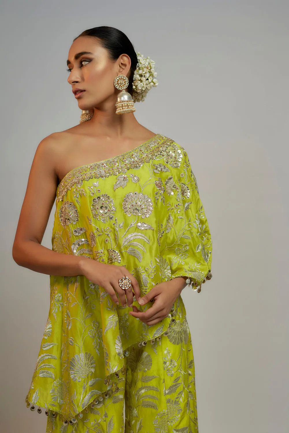 Golconda Arsh One Shoulder Set