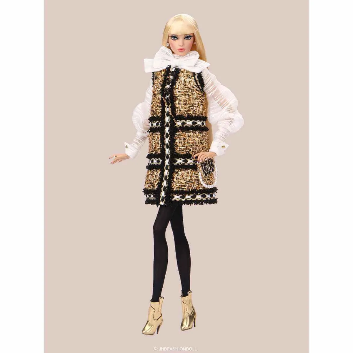 JHDFASHIONDOLL™ CHAMPS-ELYSÉES: PRE-FALL GIFTSET VIP Club Exclusive Doll