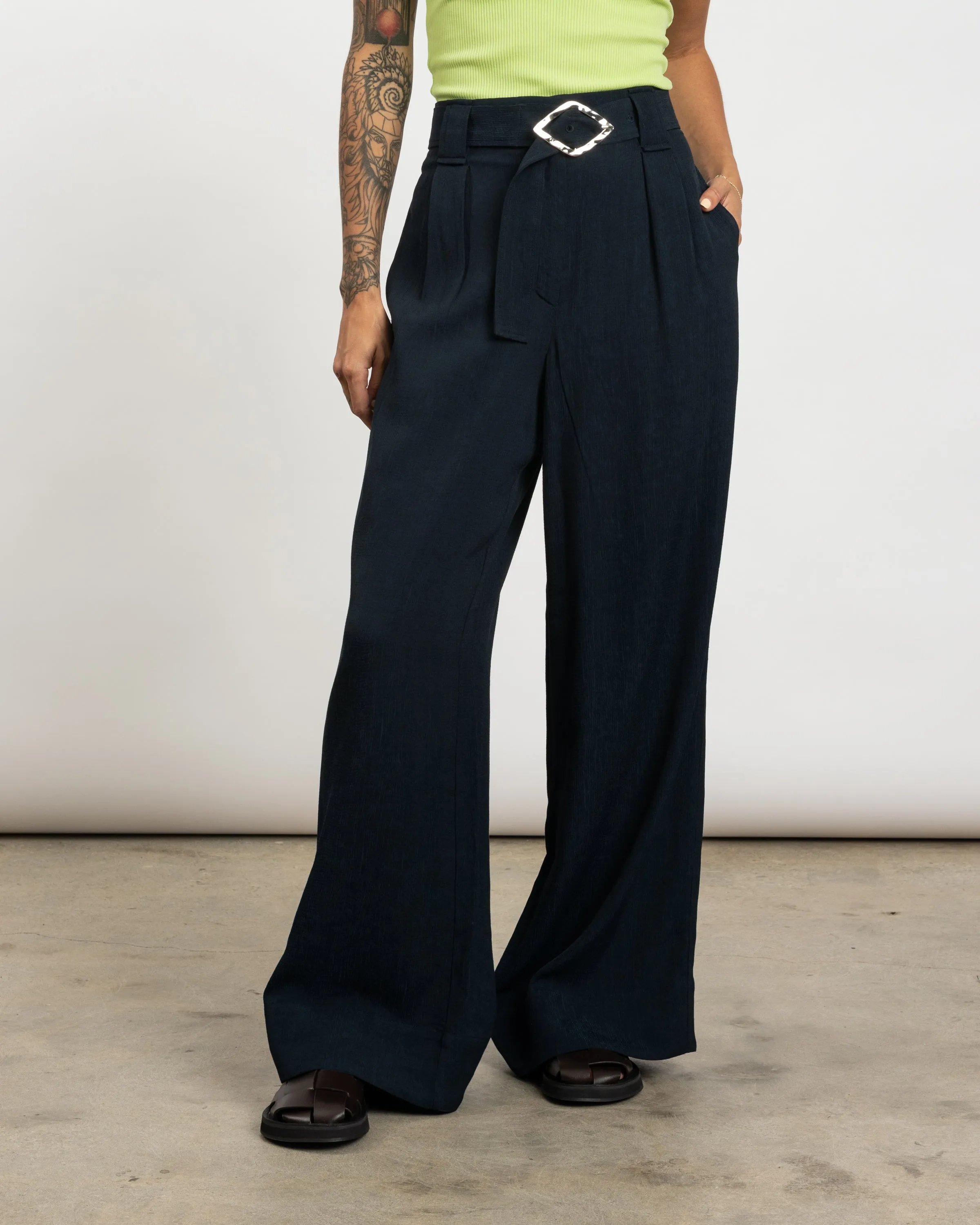 Light Structured Jacquard Pants in Sky Captain