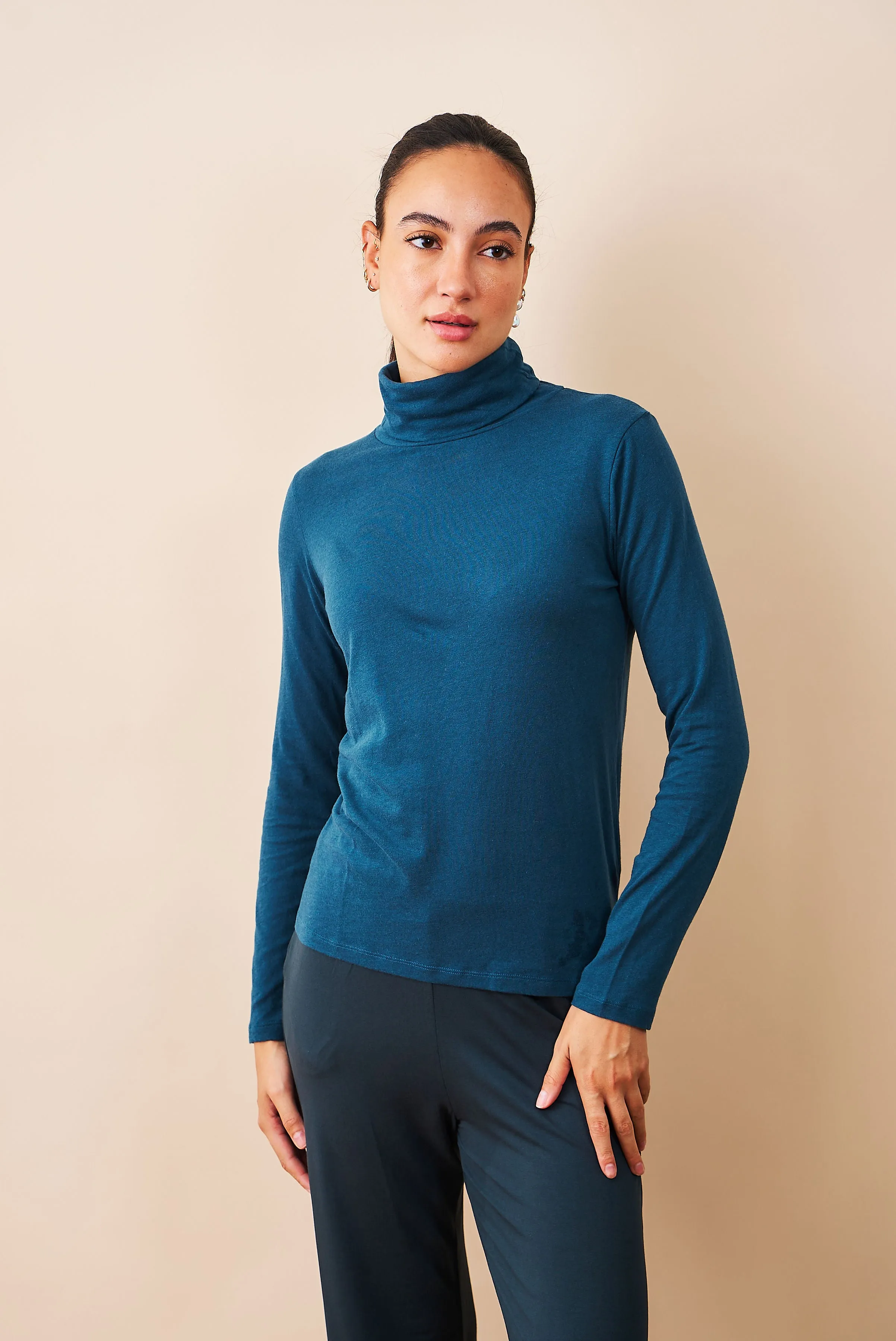 Majestic Cotton/Cashmere Long Sleeve Turtleneck in Haute Mer/High Sea