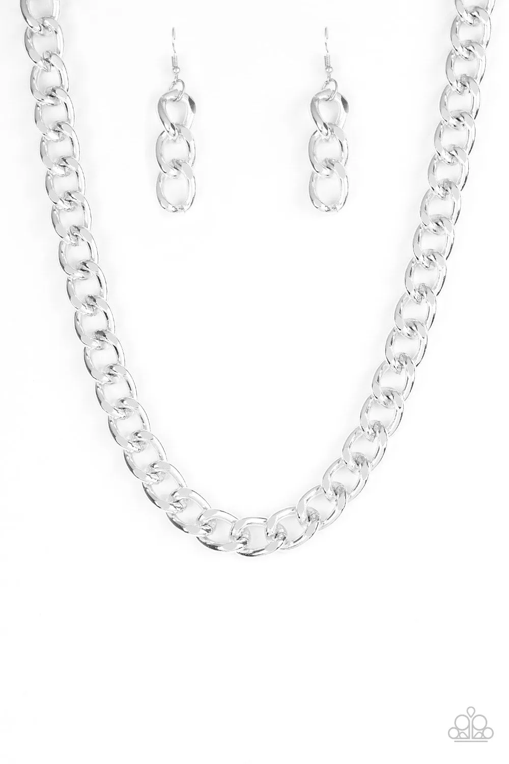 Paparazzi Heavyweight Champion Necklace Silver