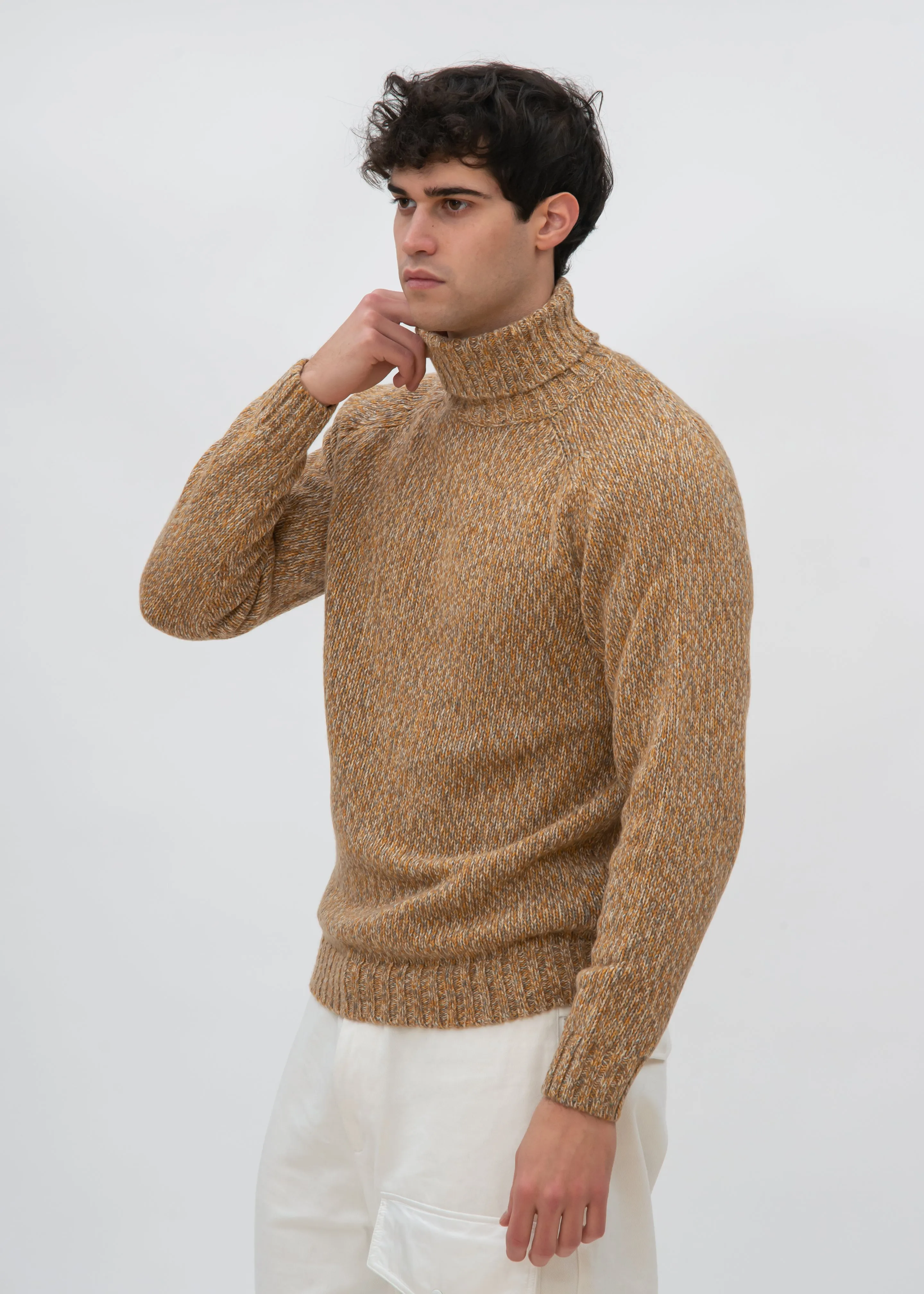 SADDLE SLEEVE MOULINE TURTLENECK SWEATER