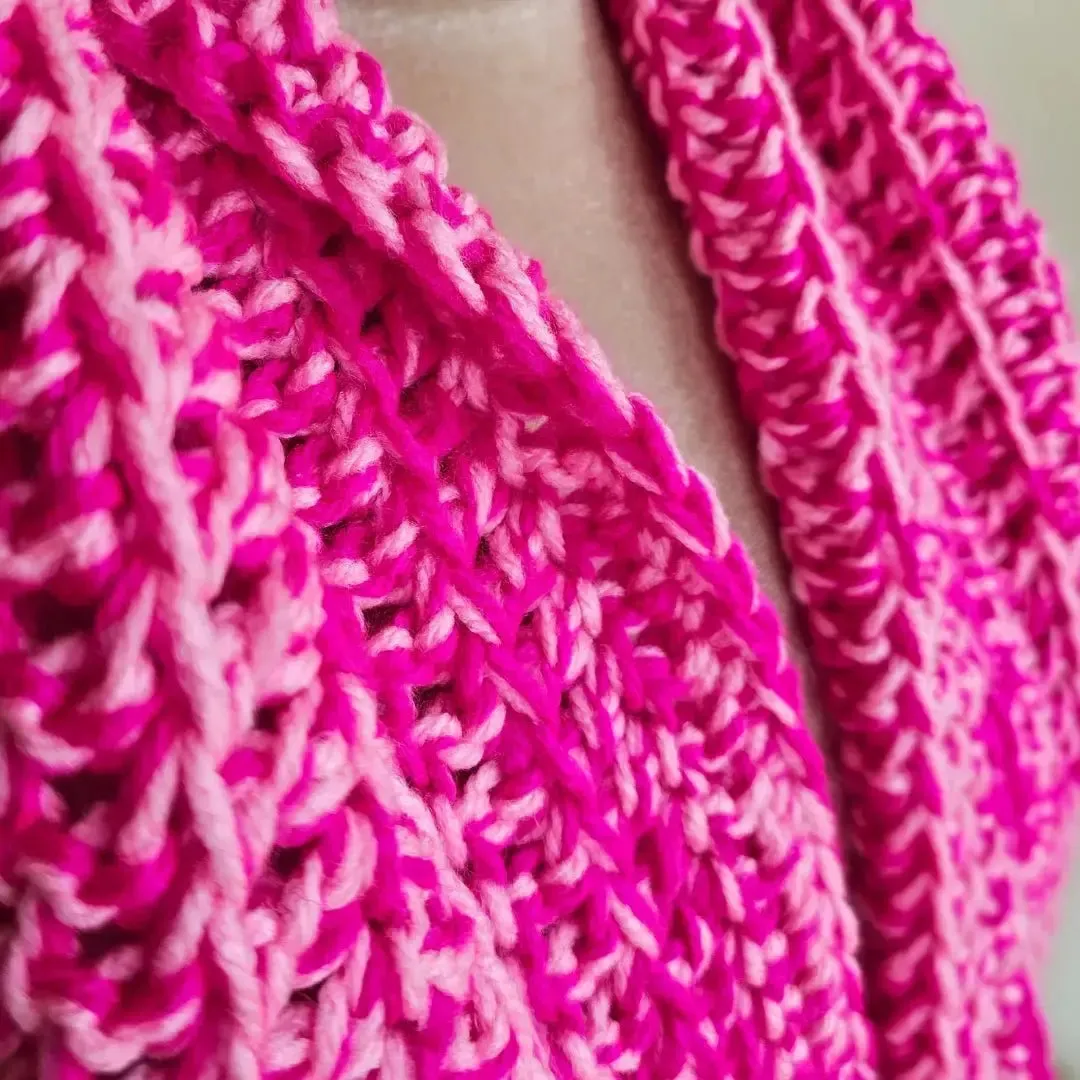 Super Easy Crochet Pocket Scarf Pattern – 3 Simple Steps